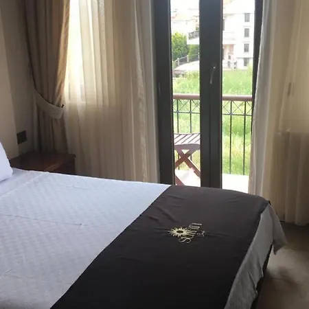 Suinn Cunda Guest house 2*