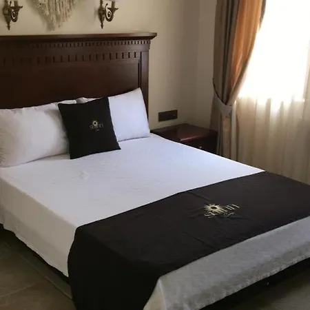 Suinn Cunda Guest house