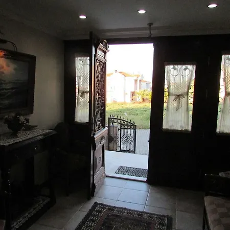 Suinn Cunda Guest house 2*